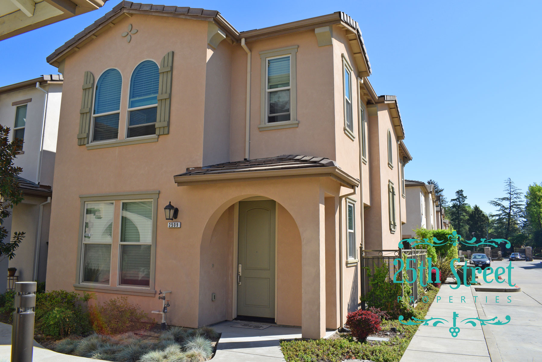 2509 Villa Terrace Lane